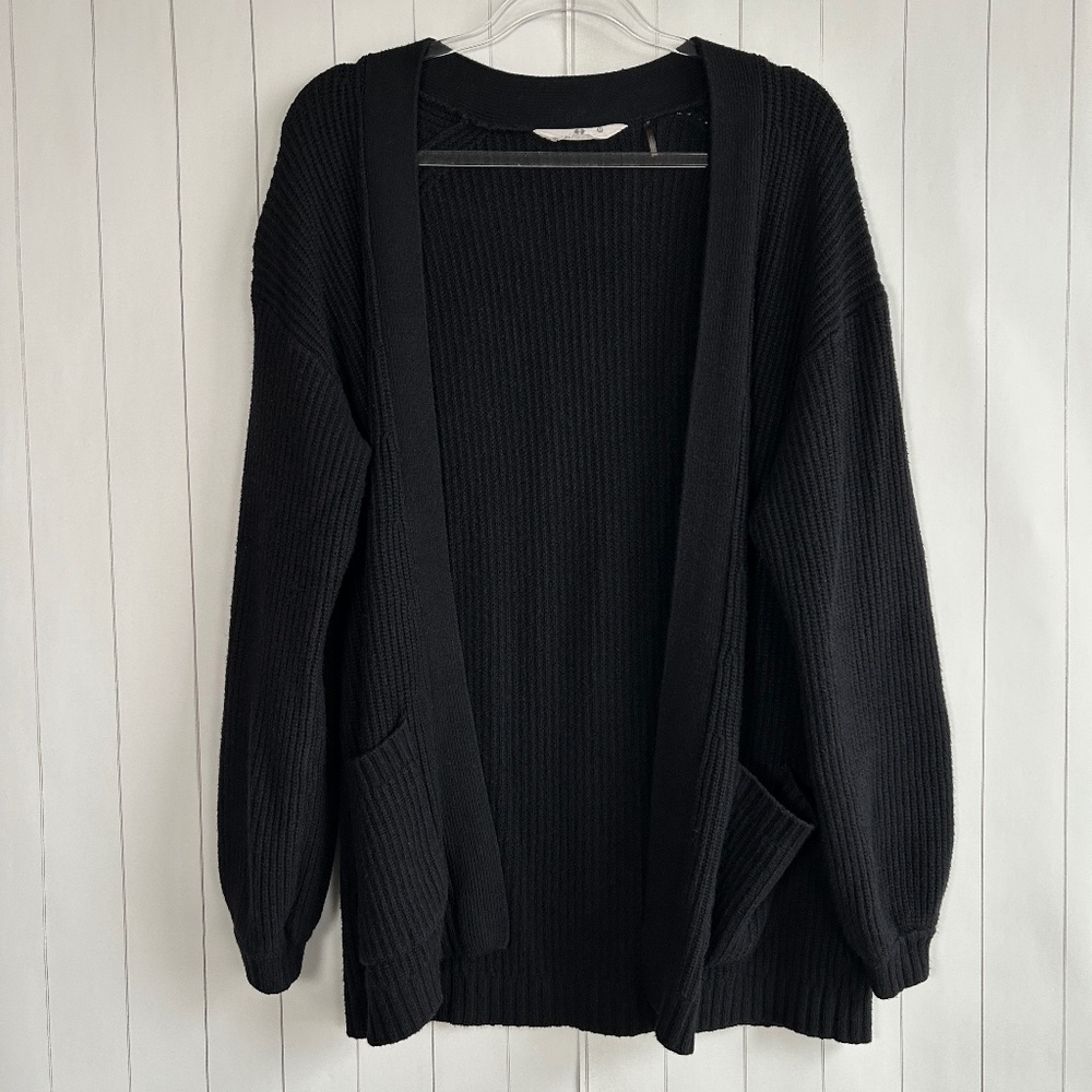 Tavi women size M Alpine long cardigan black open front w pockets viscose blend